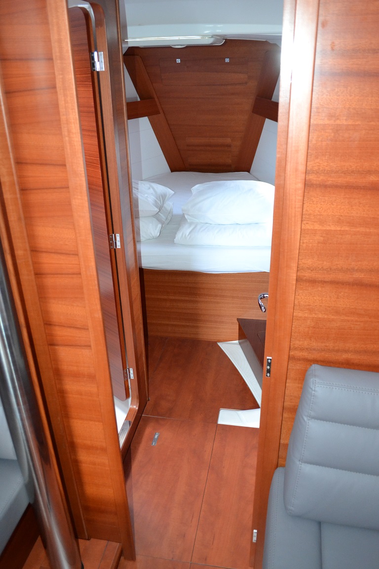 фото Dufour 412 Grand large 12
