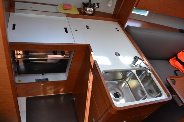 фото Dufour 360 Grand Large 14