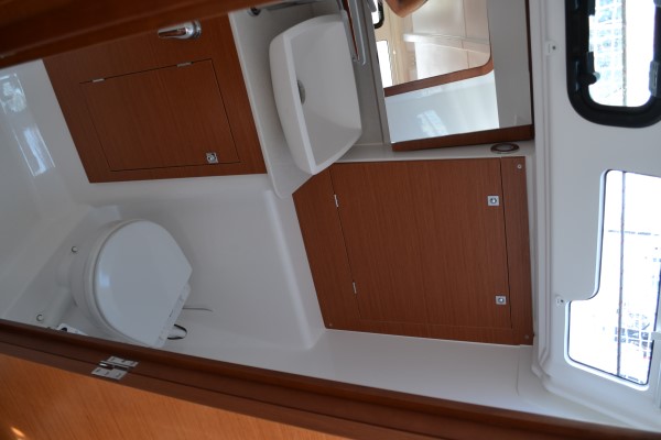 фото Dufour 360 Grand Large 16