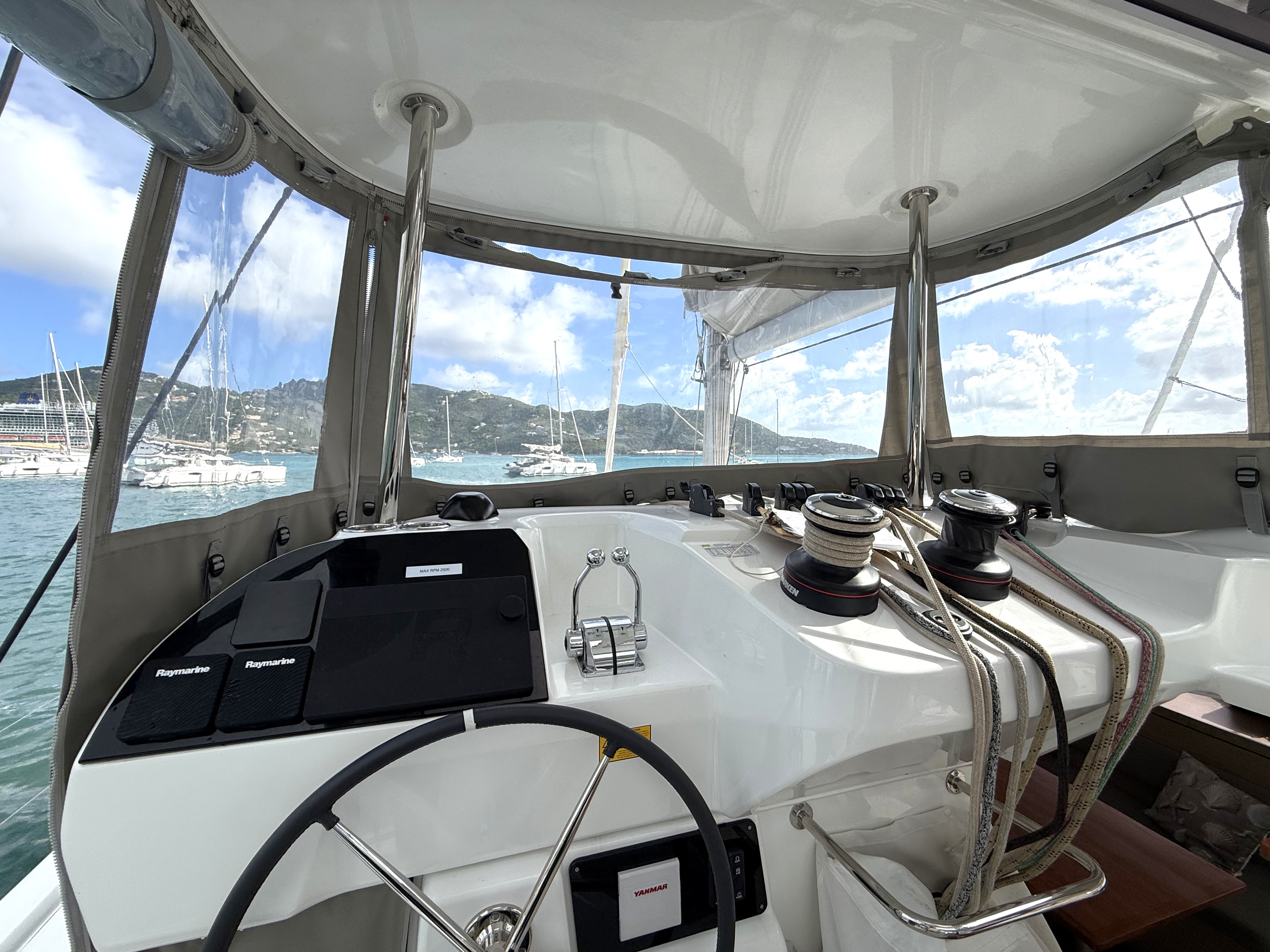Yacht image 22