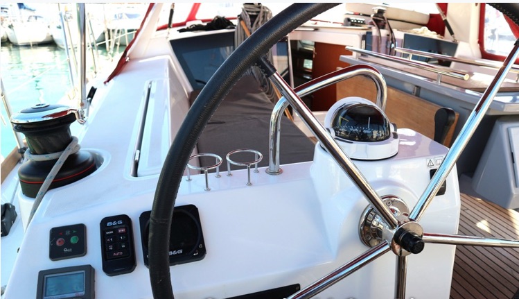 صور Oceanis 41 10