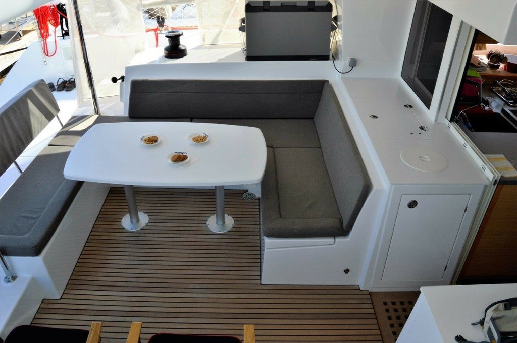 صور Lagoon 450 Sport 5