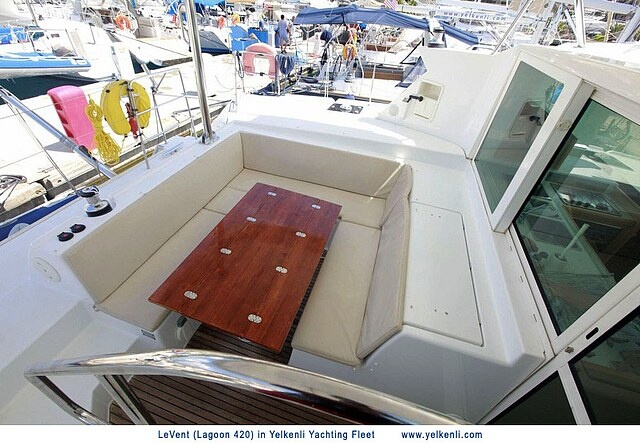 foto Lagoon 420 26
