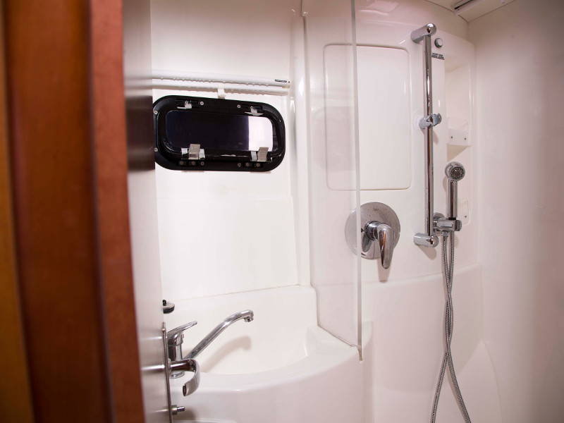 صور Leopard 384 13