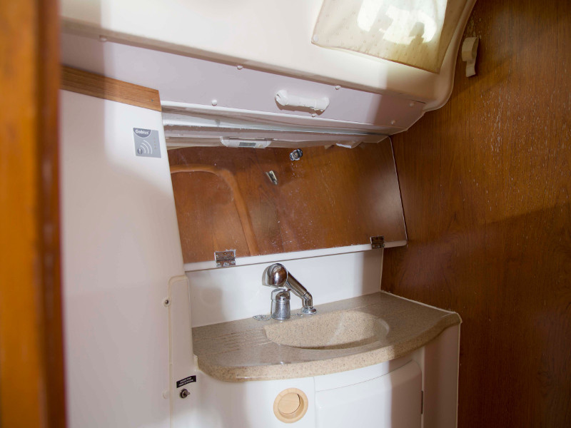 صور Sun Odyssey 45 13