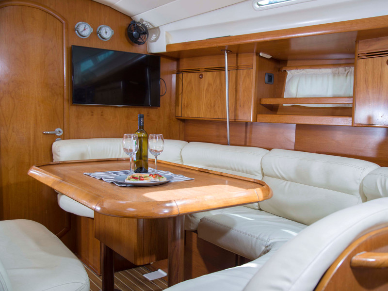 صور Sun Odyssey 45 19