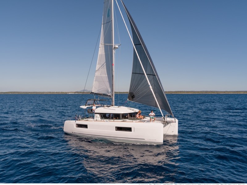 Lagoon 40 (2019) – Gelso – Standard line