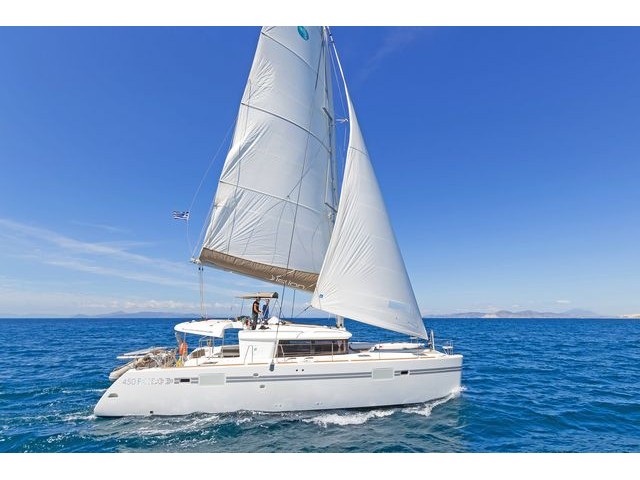 foto Lagoon 450  Flybridge 1