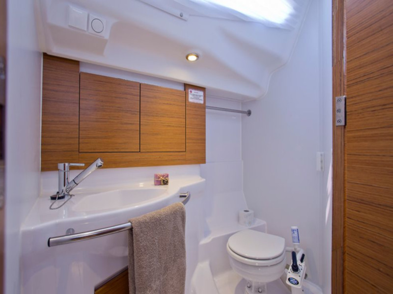 foto Elan Impression 40 18