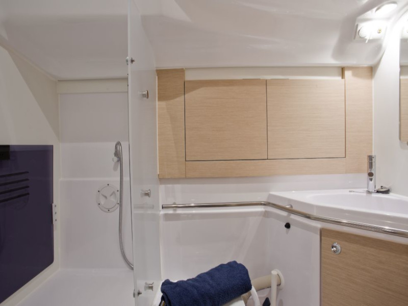 foto Elan Impression 45 11