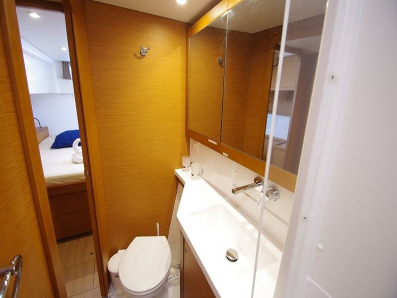 صور Lagoon 450  Flybridge 12