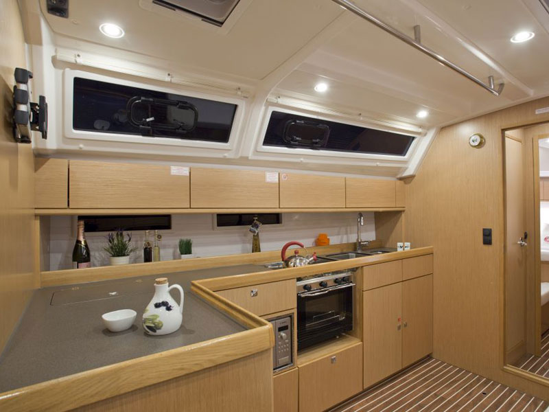 photo Bavaria Cruiser 46 28