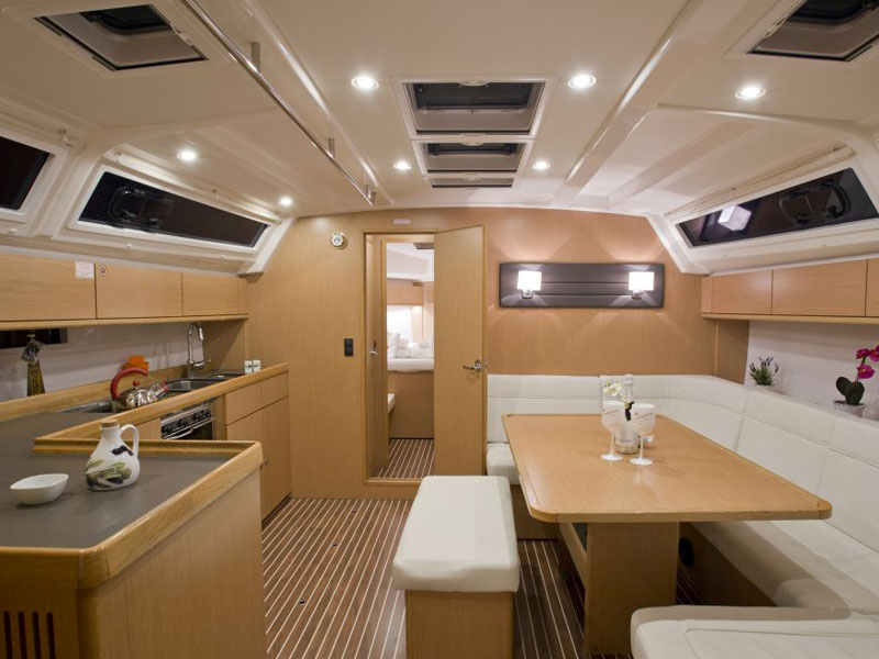 photo Bavaria Cruiser 46 30