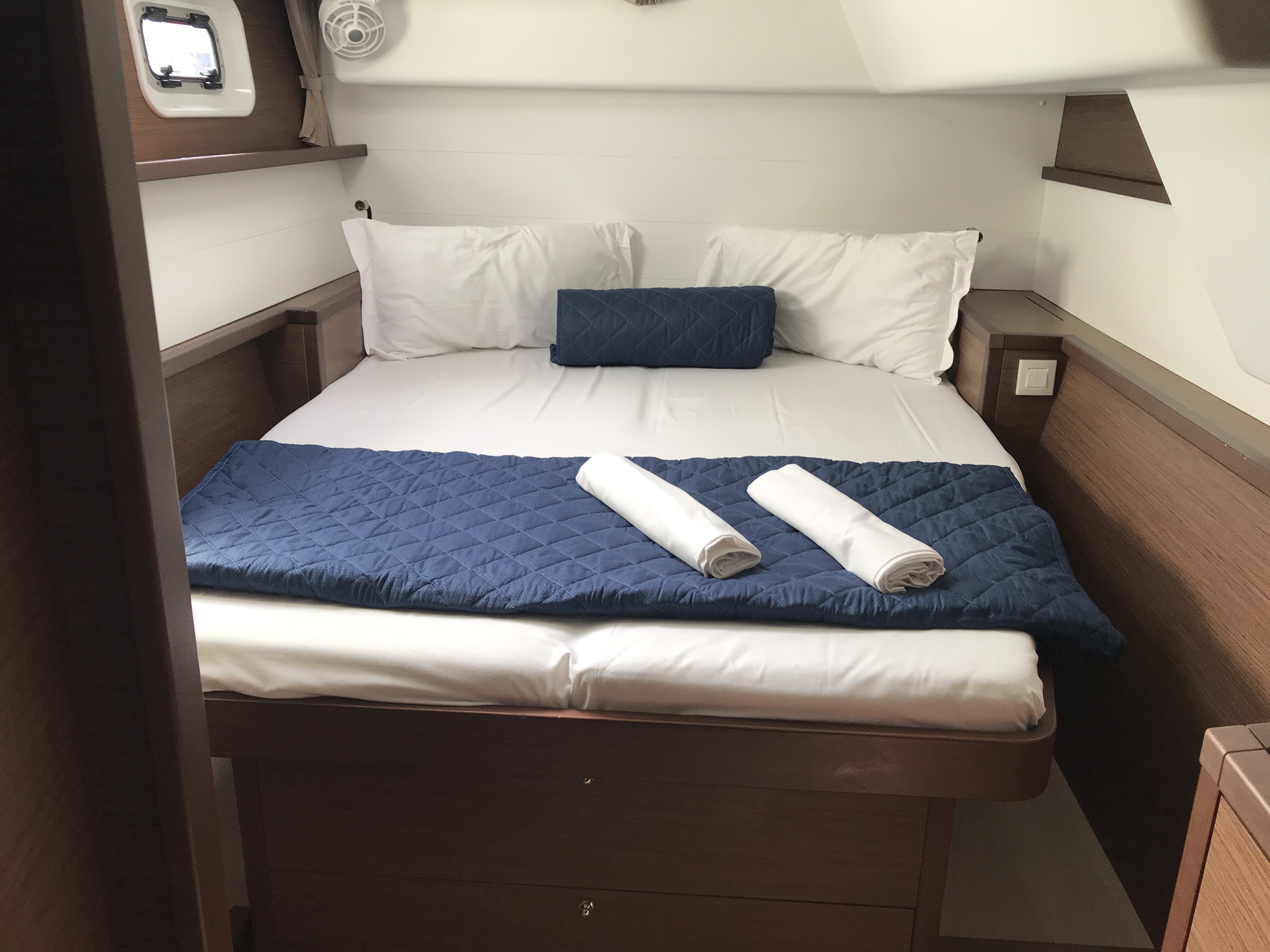 foto Lagoon 450  Flybridge 10