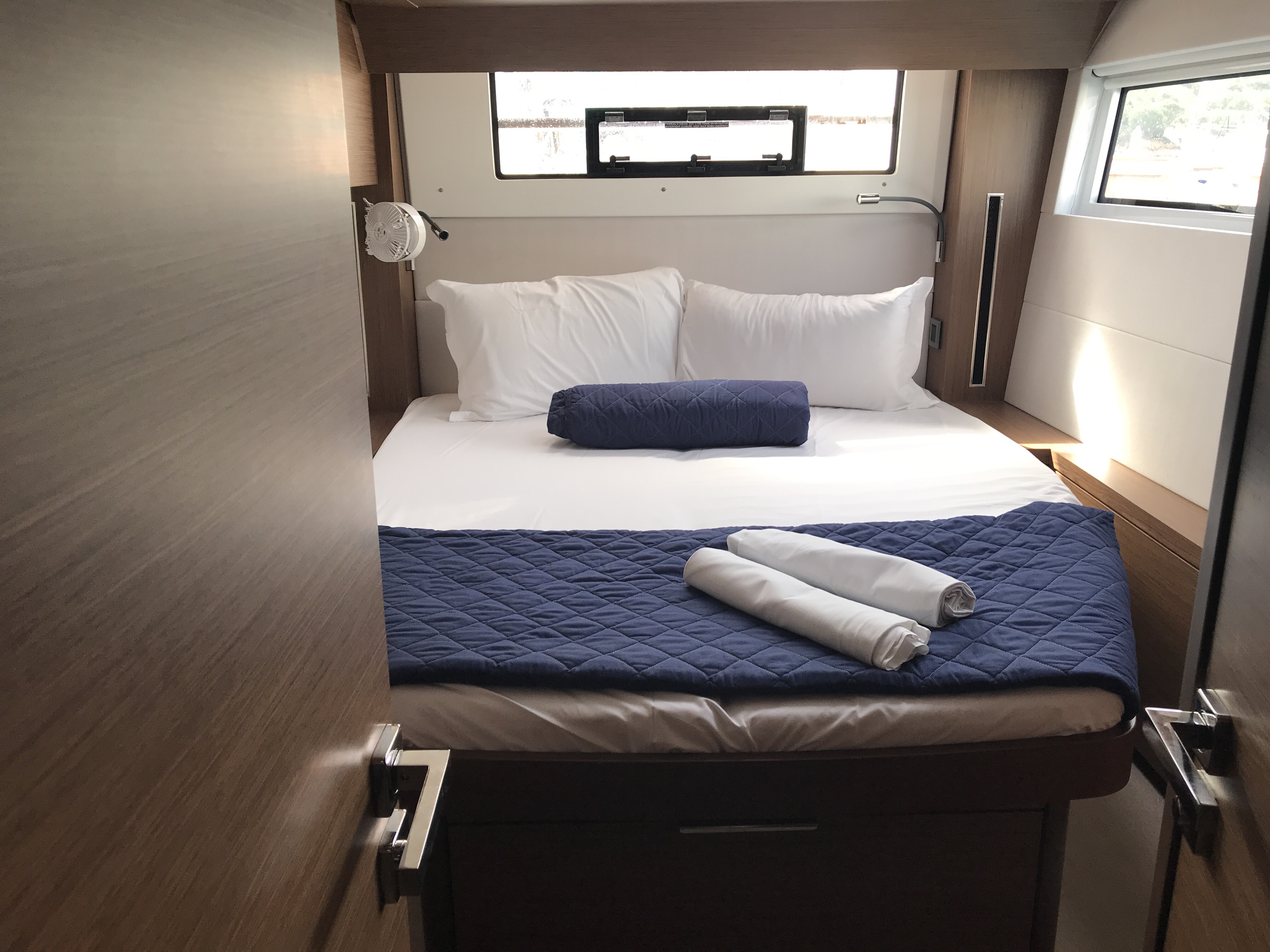 фото Lagoon 50 13