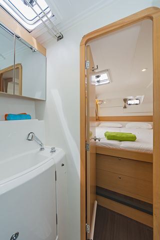 foto Lagoon 400 S2 5