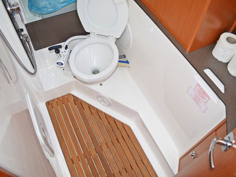 照片 Bavaria Cruiser 34 9