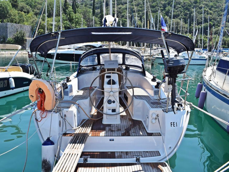 foto Bavaria Cruiser 33 1