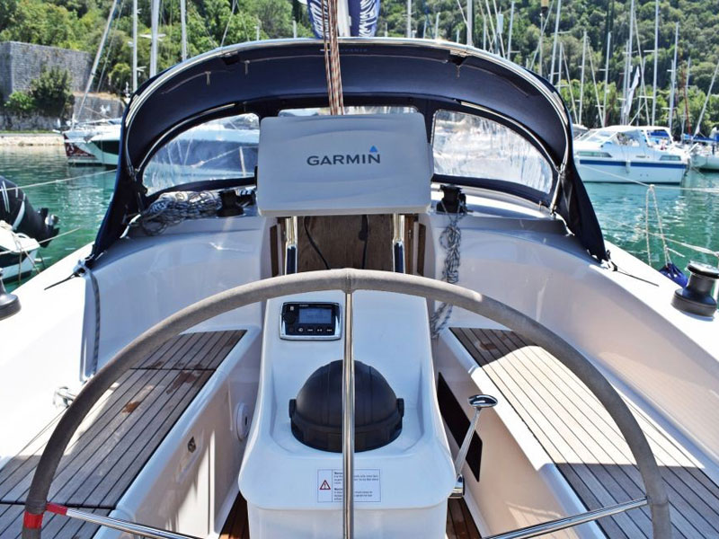 foto Bavaria Cruiser 33 4