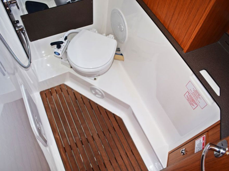 foto Bavaria Cruiser 33 8