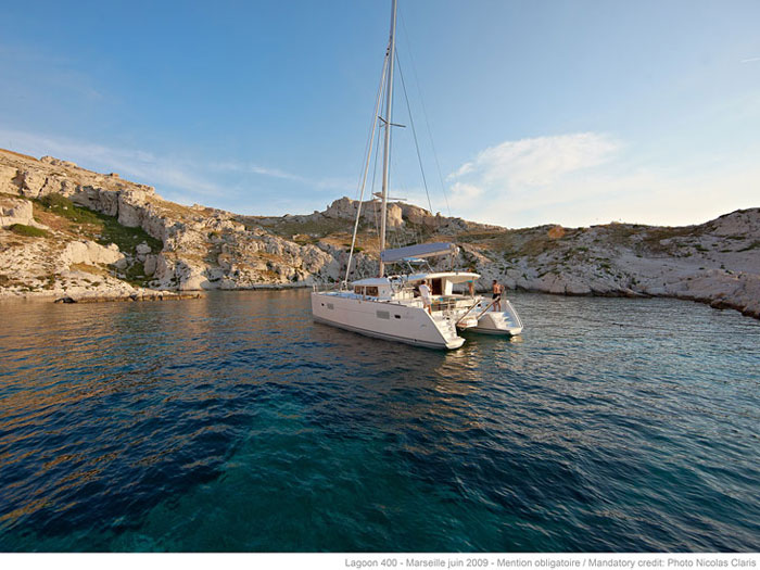 foto Lagoon 400 S2 4