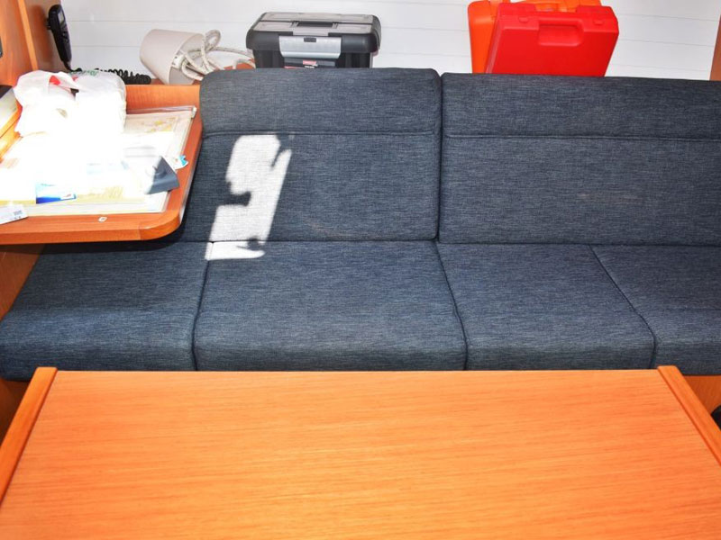 foto Bavaria Cruiser 37 3