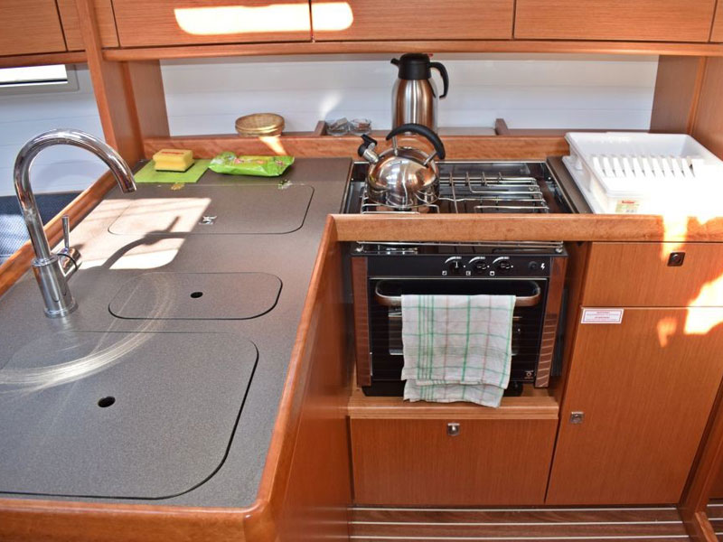 foto Bavaria Cruiser 37 6