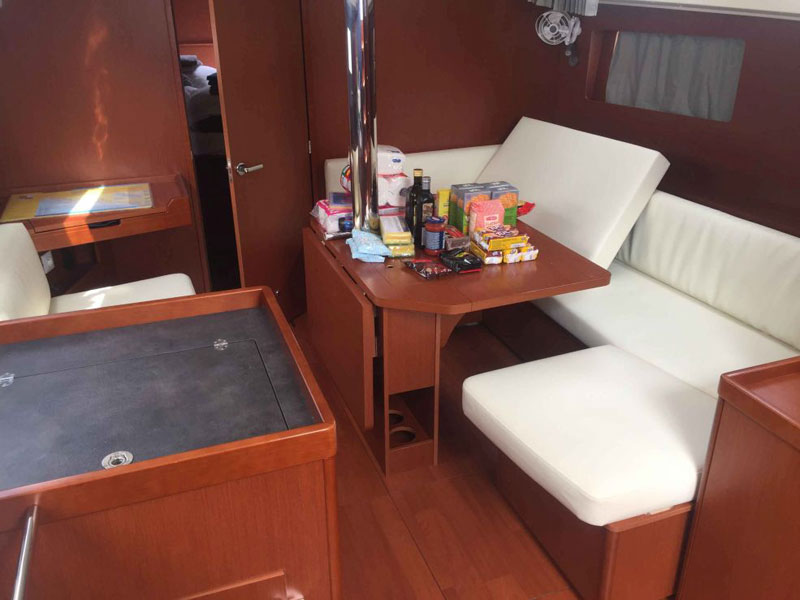 照片 Oceanis 41.1 2