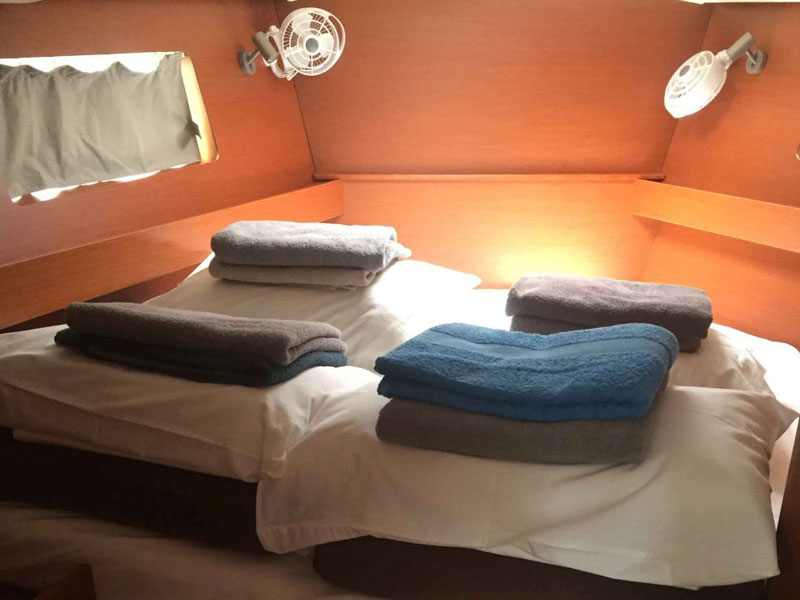 照片 Oceanis 41.1 11