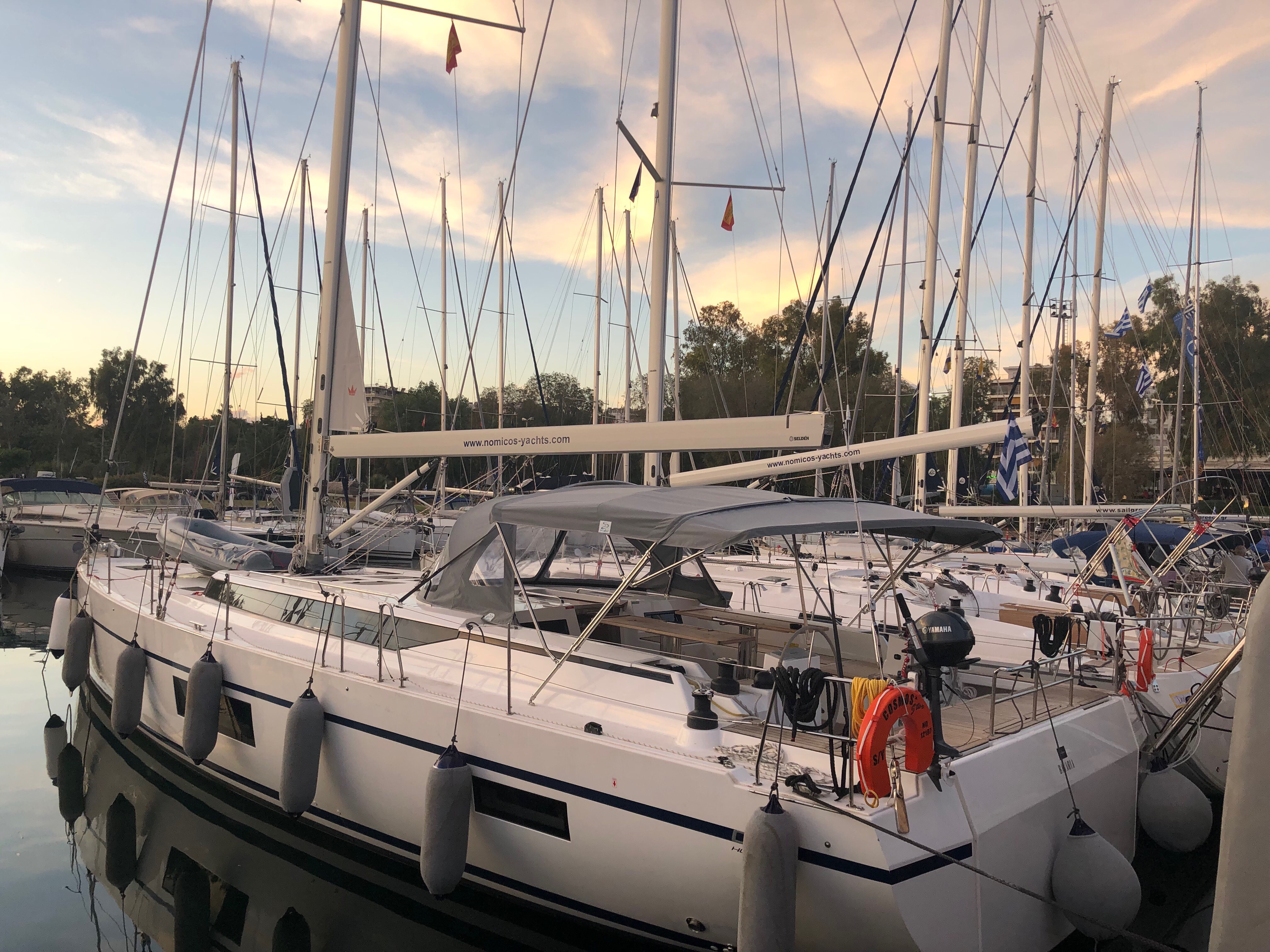 صور Bavaria C57 1