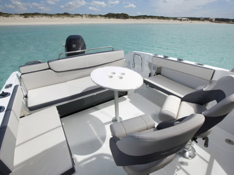 صور Beneteau Flyer 7.7 Spacedeck 2