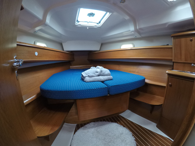 صور Sun Odyssey 40.3 8