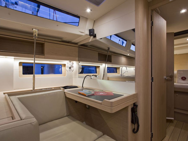 photo Oceanis 51.1 34