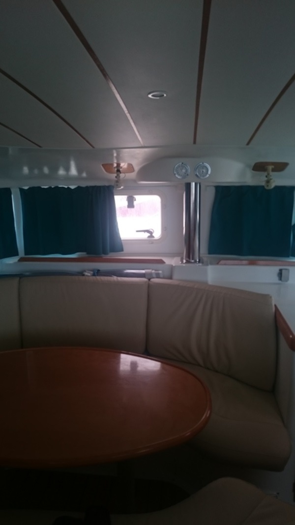 صور Lagoon 410 S2 8