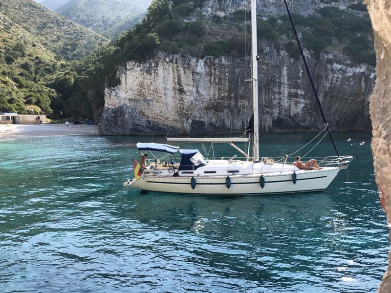 Bavaria 38 Holiday
