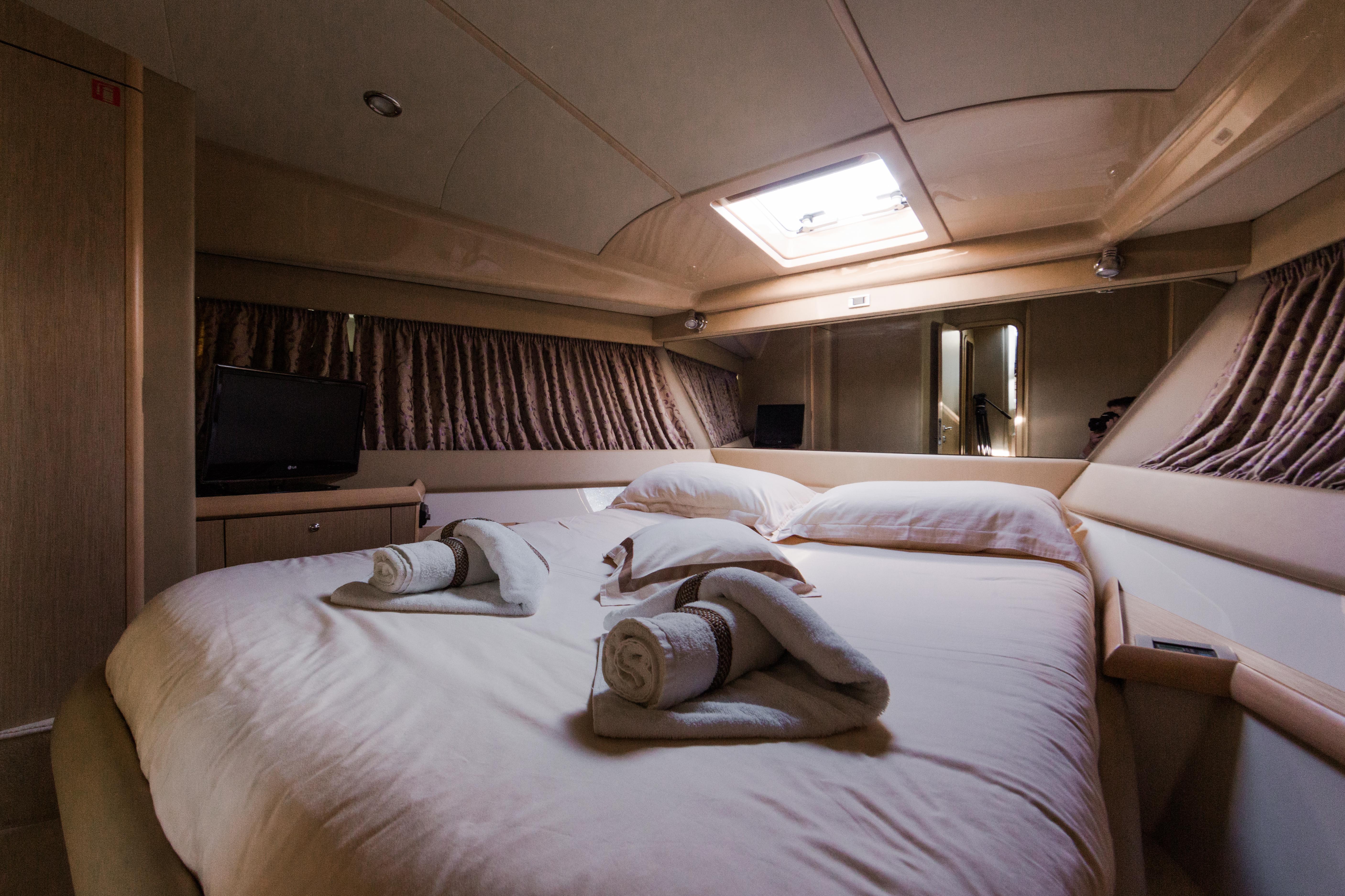 фото Ferretti 460 9