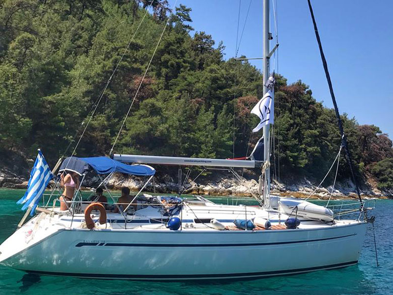 Bavaria 38