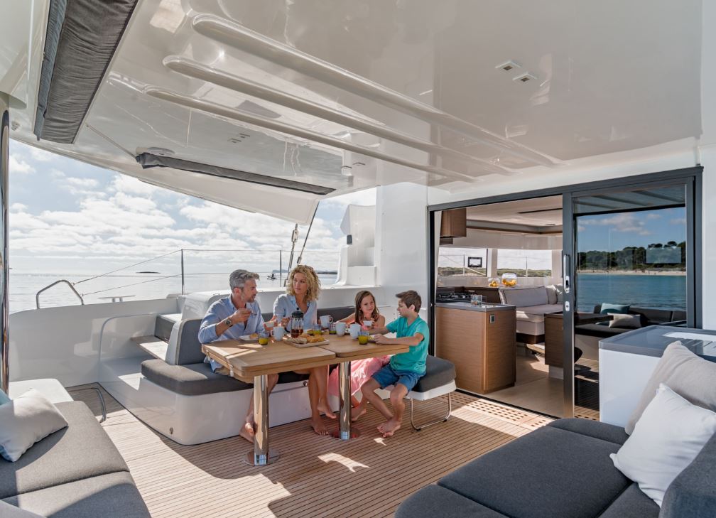 фото Lagoon 50 6