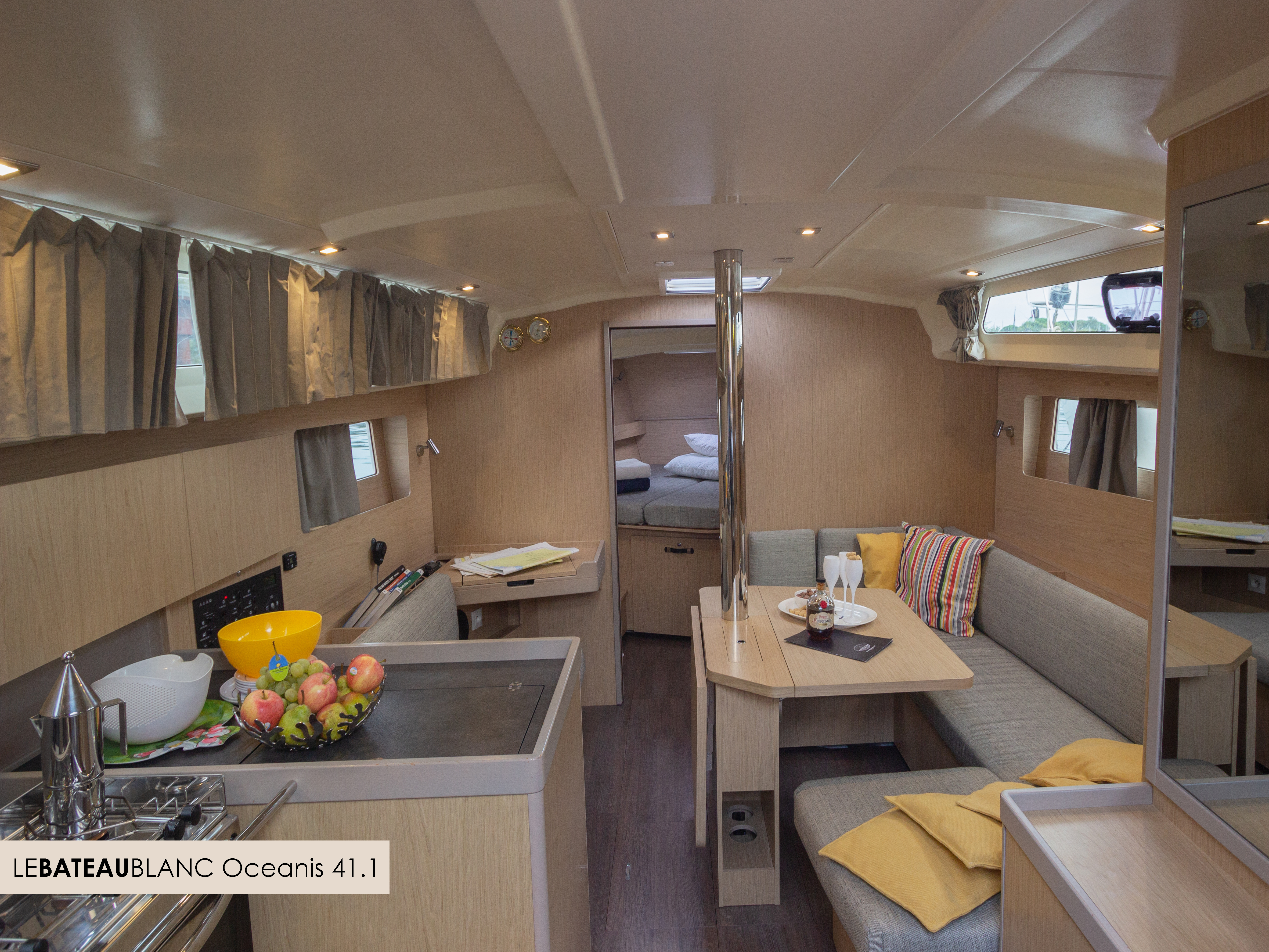 foto Oceanis 41.1 3