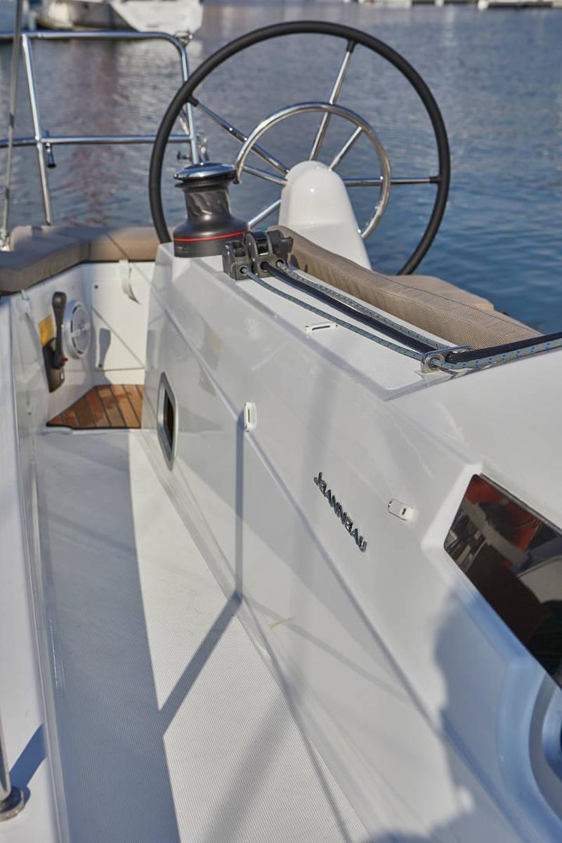 foto Sun Odyssey 410 10
