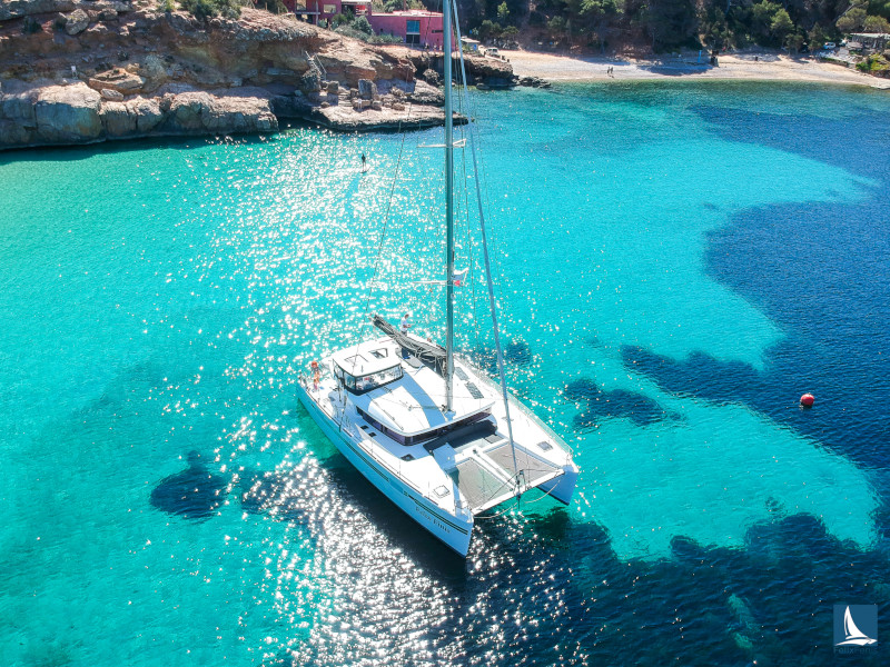 صور Lagoon 450 Sport 14