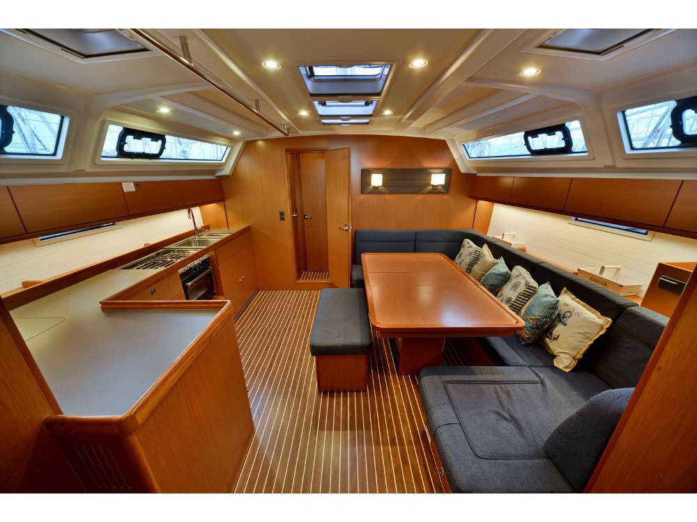 Interior image Captain John / Bavaria 46 Cruiser[G]