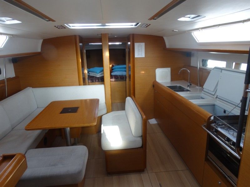S/Y - Sun Odyssey 469 - 4 Cabins - Built 2015