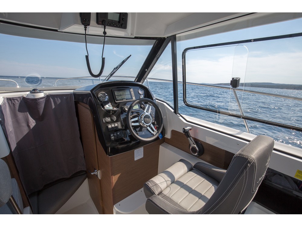 صور Merry Fisher 795 2