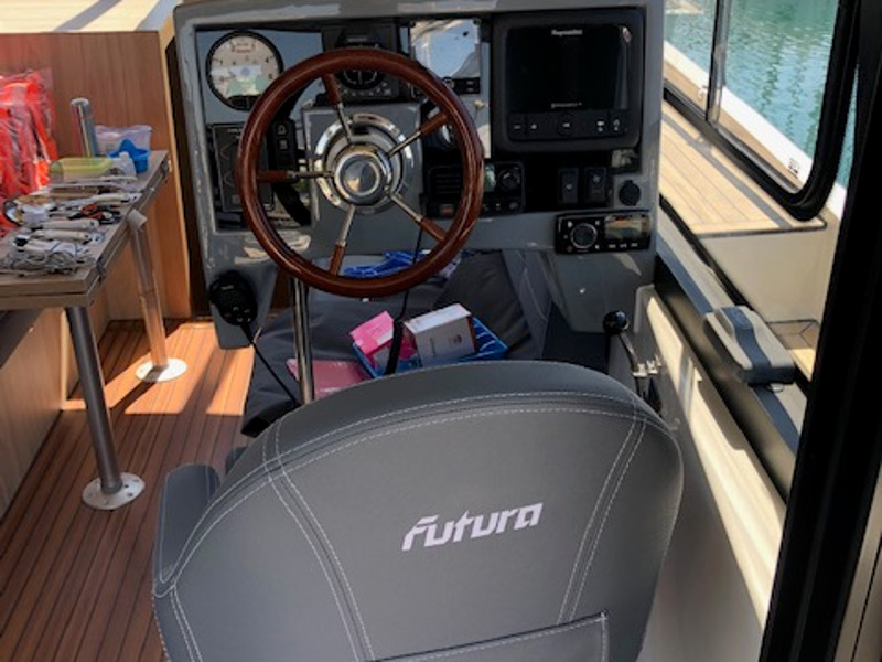 фото Futura 40 Grand Horizon 8