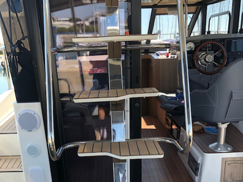 фото Futura 40 Grand Horizon 7