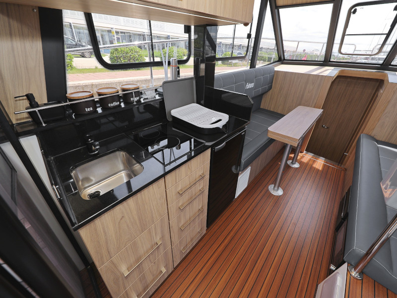 фото Futura 40 Grand Horizon 15