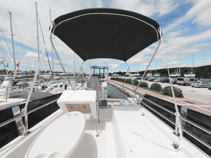 фото Futura 40 Grand Horizon 25