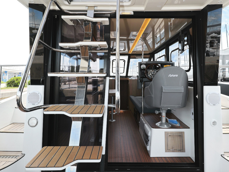 фото Futura 40 Grand Horizon 27
