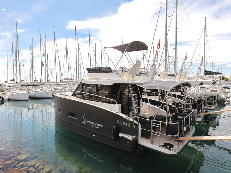фото Futura 40 Grand Horizon 34